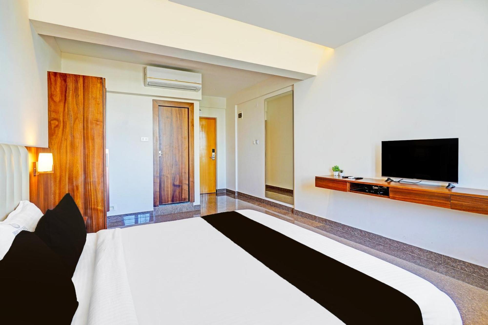 Kammasandra Super Townhouse Oak Electronic City Formerly Hotel Trubell מראה חיצוני תמונה