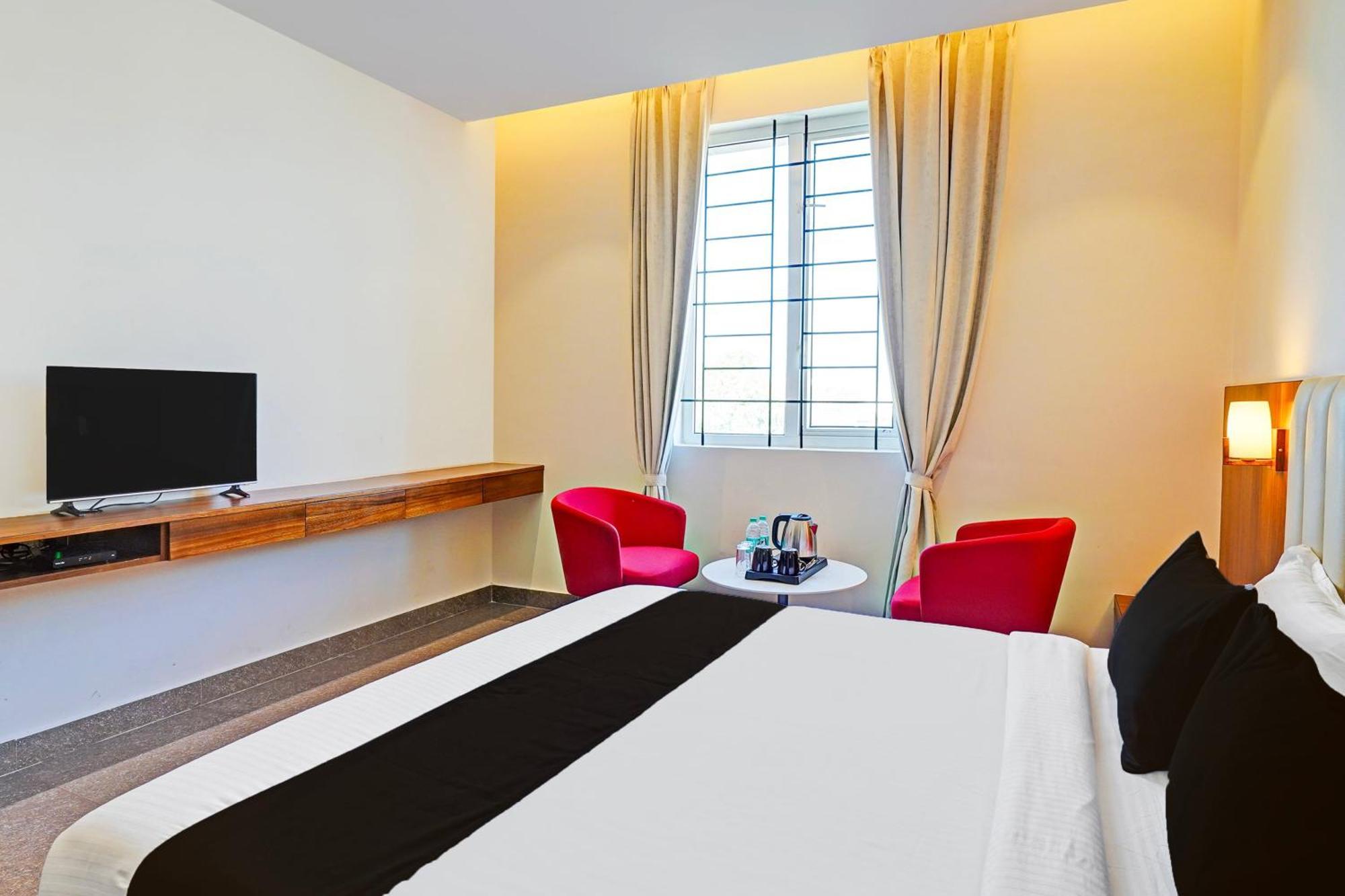 Kammasandra Super Townhouse Oak Electronic City Formerly Hotel Trubell מראה חיצוני תמונה