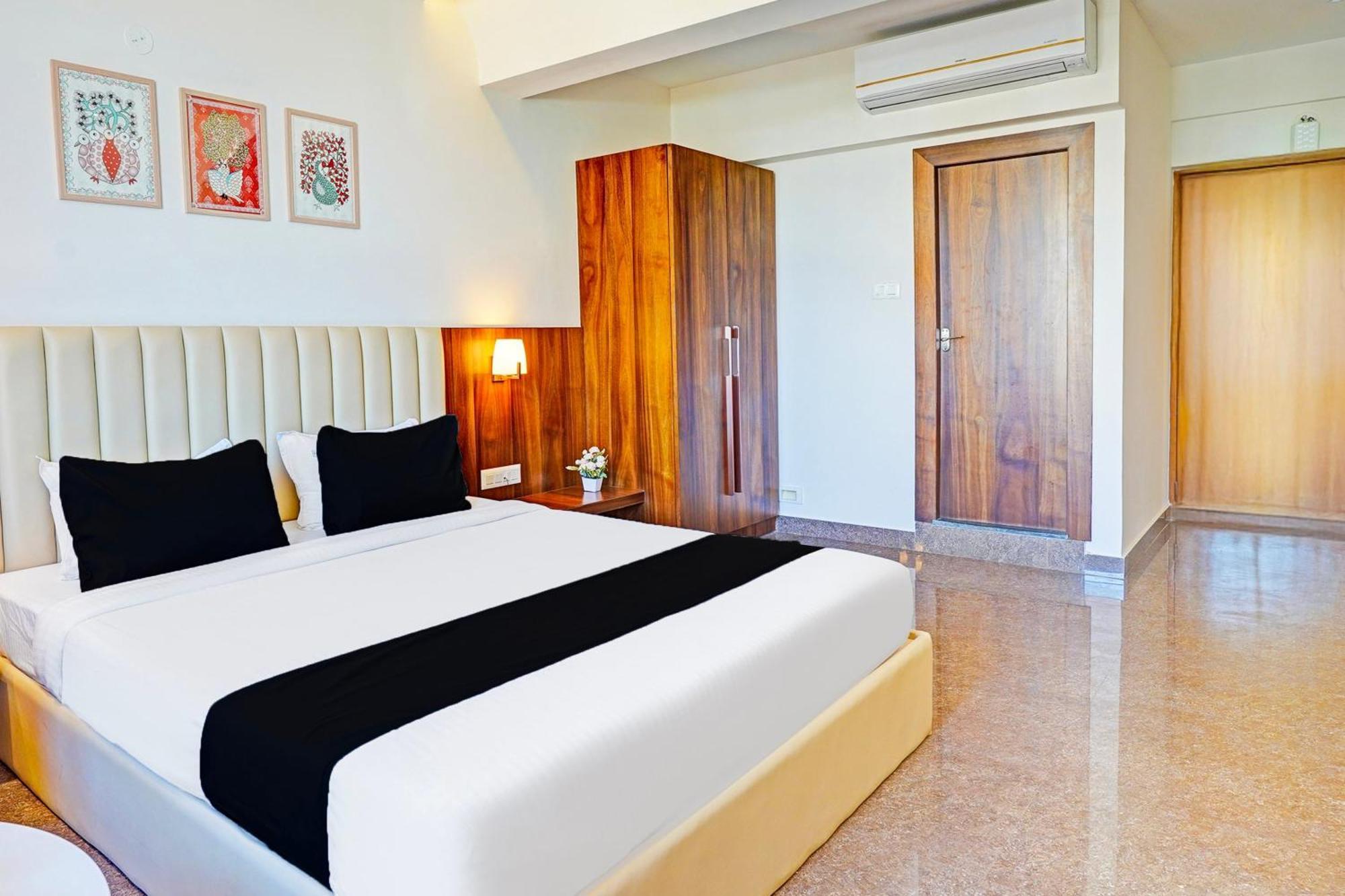 Kammasandra Super Townhouse Oak Electronic City Formerly Hotel Trubell מראה חיצוני תמונה