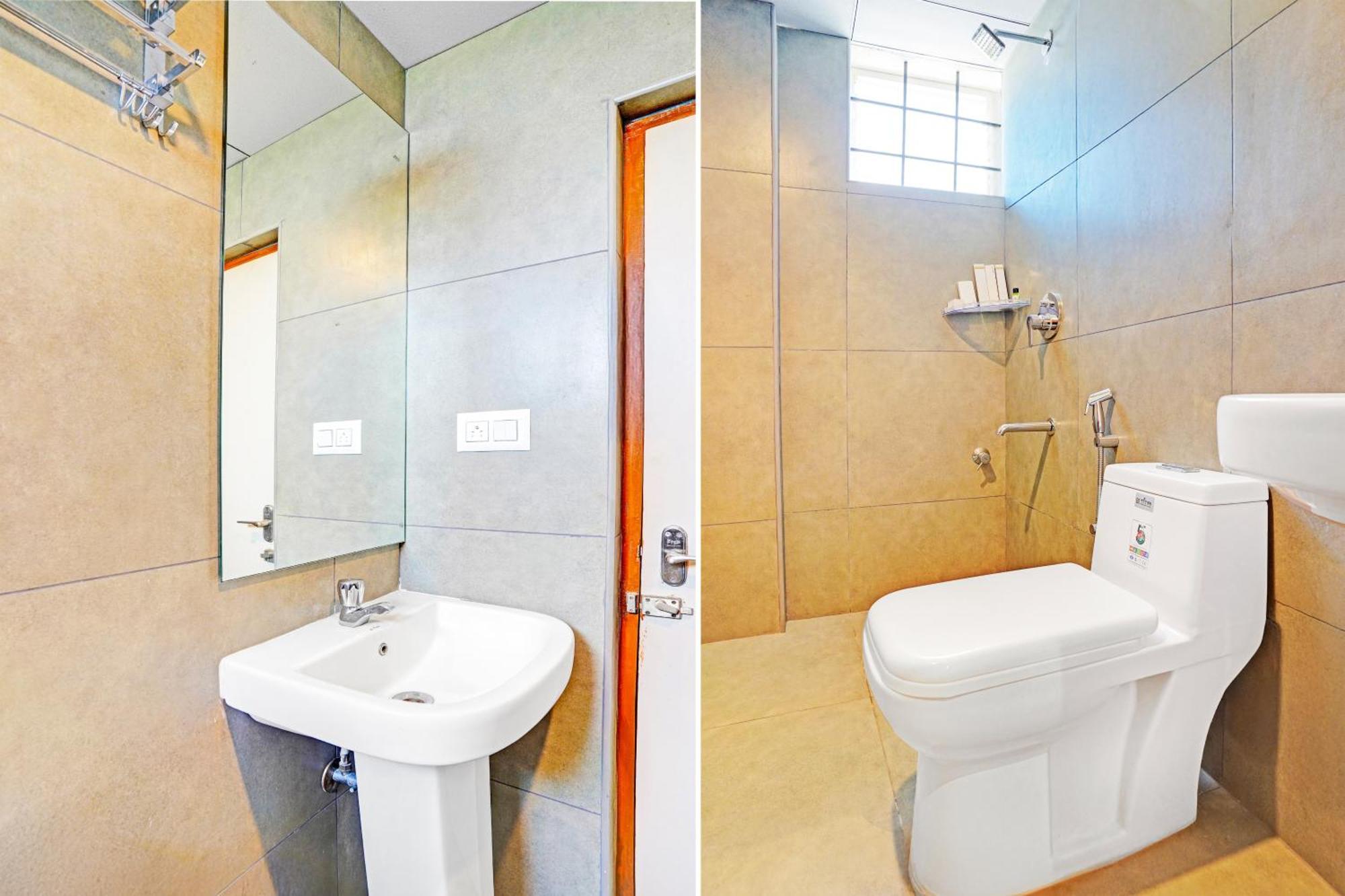 Kammasandra Super Townhouse Oak Electronic City Formerly Hotel Trubell מראה חיצוני תמונה